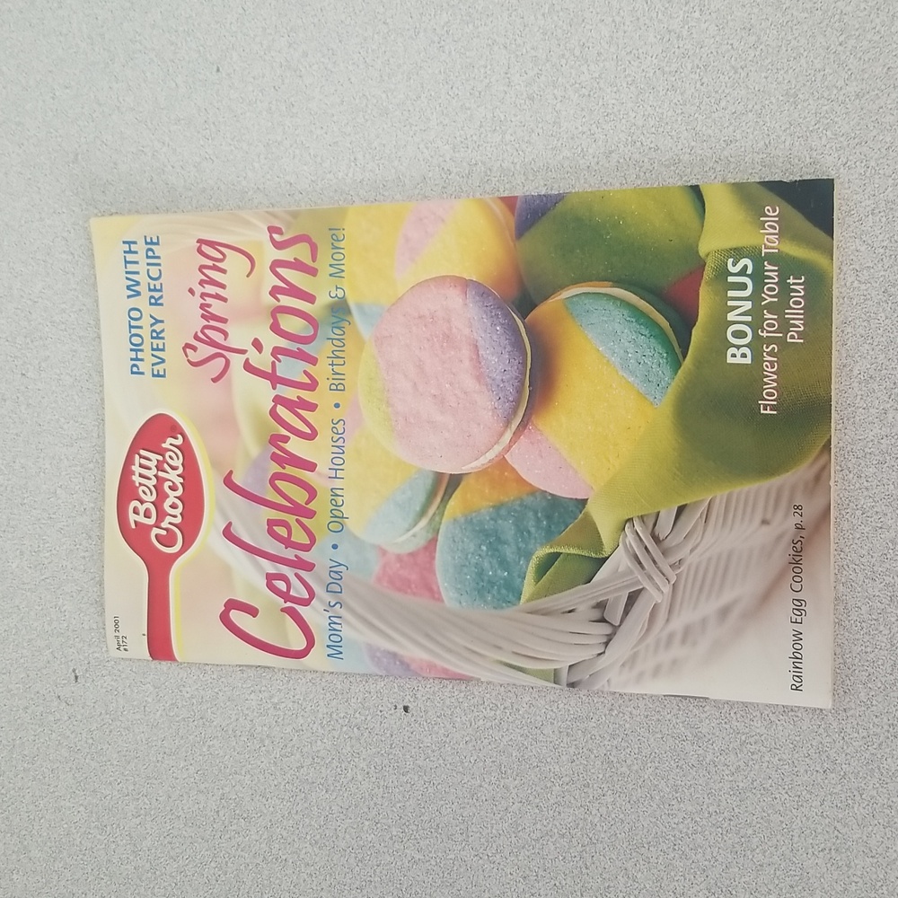 Vintage Betty Crocker April 2001 Spring Celebrations Cookbook magazine